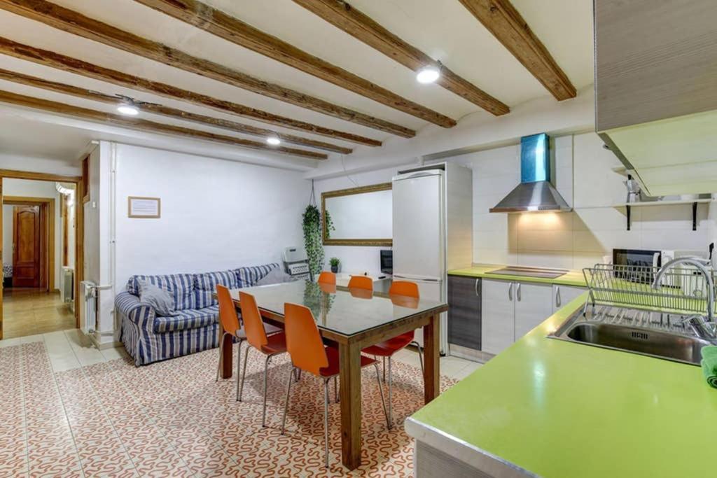 7 Pax Montserrat Ramblas Barcelona Exteriér fotografie
