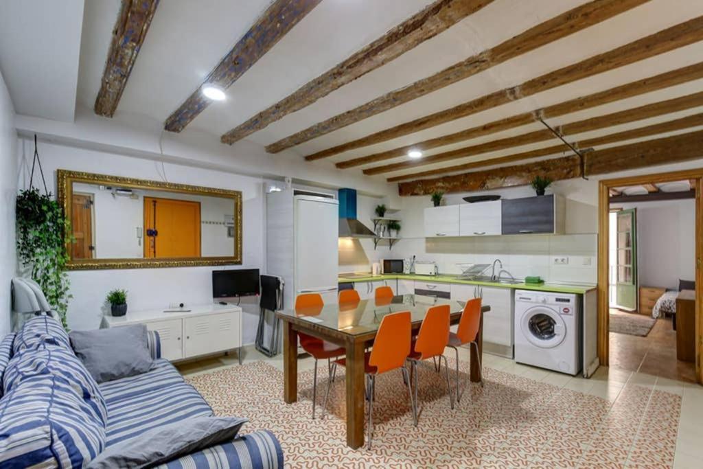 7 Pax Montserrat Ramblas Barcelona Exteriér fotografie